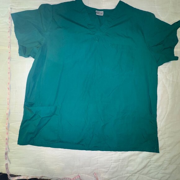 Green Scrub Top – Size 2X – Cotton Blend - Picture 2 of 6
